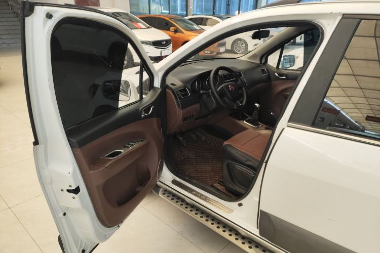 Used FORTHING Joyear X5 2016 1.6L manual luxury version
