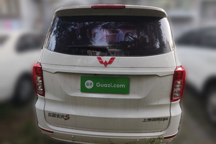 Used Wuling Hongguang 2019 1.5L S Comfort Edition China VI LAR
