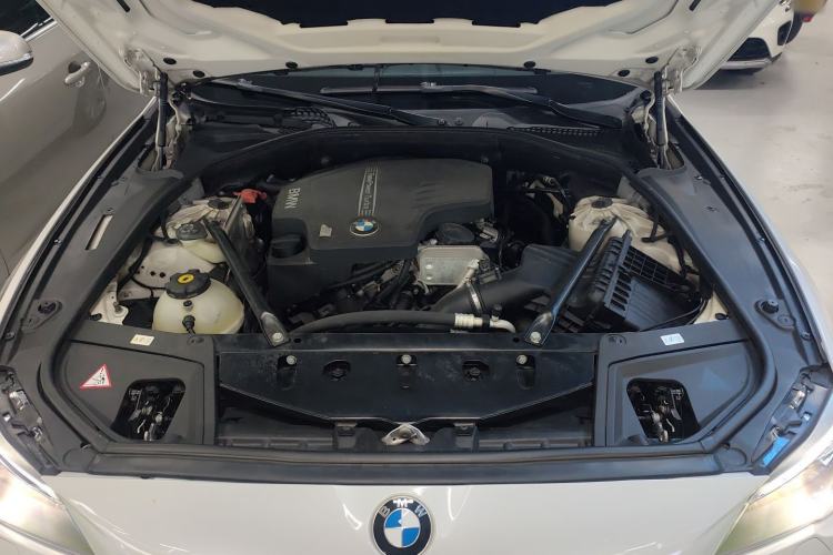 Used BMW 5 Series 2014 520i Elegant Edition
