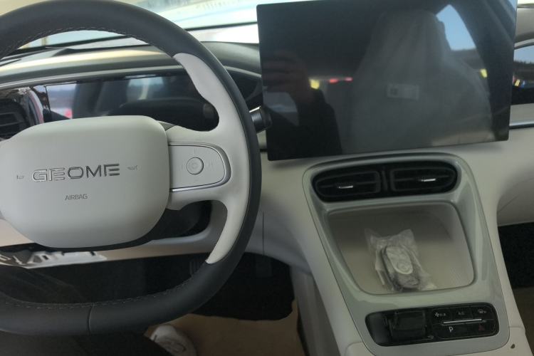 Used  Geome 2025 310km Dream Edition
