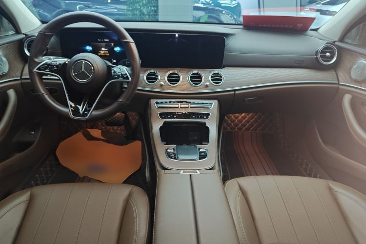 Used Mercedes-Benz E-Class 2023 Updated E 300 L Fashion Edition
