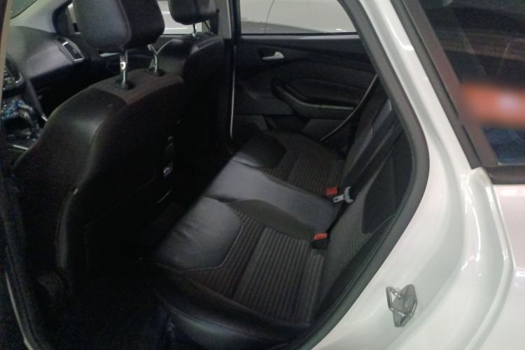 Used Ford Focus 2017 Hatchback 1.6L Automatic Fashion Edition Smart Drive Version