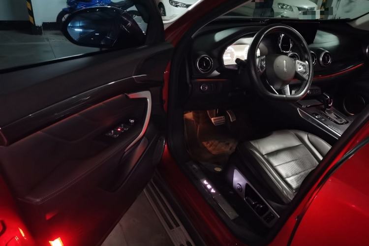 Used Wey VV7 2017 2.0T Flagship Edition
