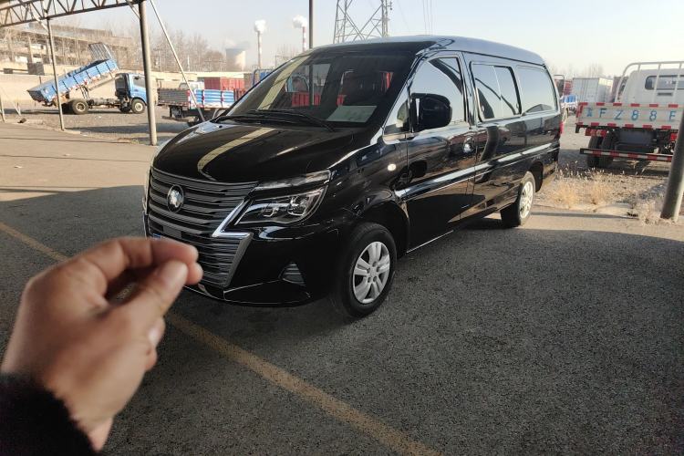 Used FORTHING Lingzhi 2022 Striving Version M5L 1.6L Base Model 9-Seater