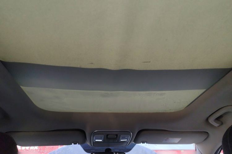 Used Geely Auto Emgrand X7 Sport 2018 1.8TD Automatic Two-Wheel Drive Smart Connect 4G Internet Edition
