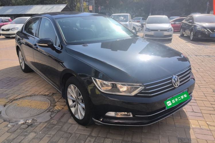 Used Volkswagen Magotan 2018 280TSI DSG Leading Model

