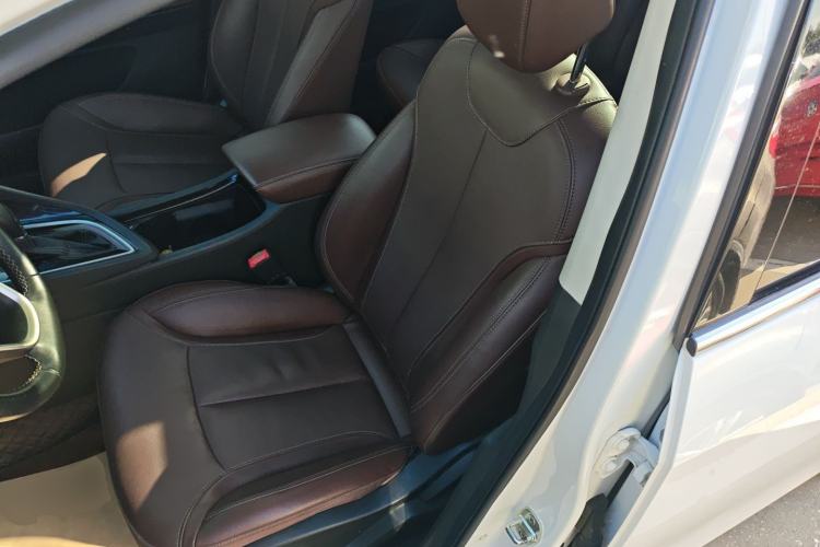 Used Buick GL6 2019 18T 6-Seater Connected Luxury Version China VI Standard
