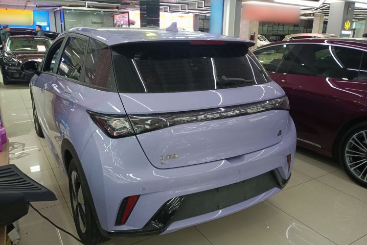 Used BYD Dolphin 2023 420 km Fashion Edition
