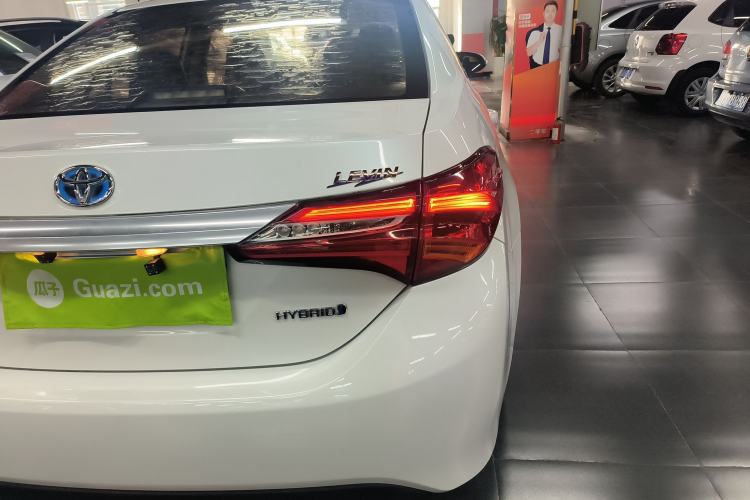 Used Toyota Levin 2017 Revised Dual-Engine 1.8H GS E-CVT Elite Sunroof Version China V Standard