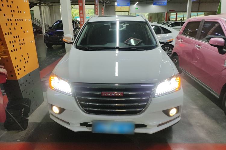 Used Haval H2 2016 Red Label 1.5T Manual Two-Wheel Drive Elite Model
