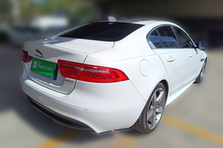 Used Jaguar XE 2015 2.0T 200 PS R-Sport
