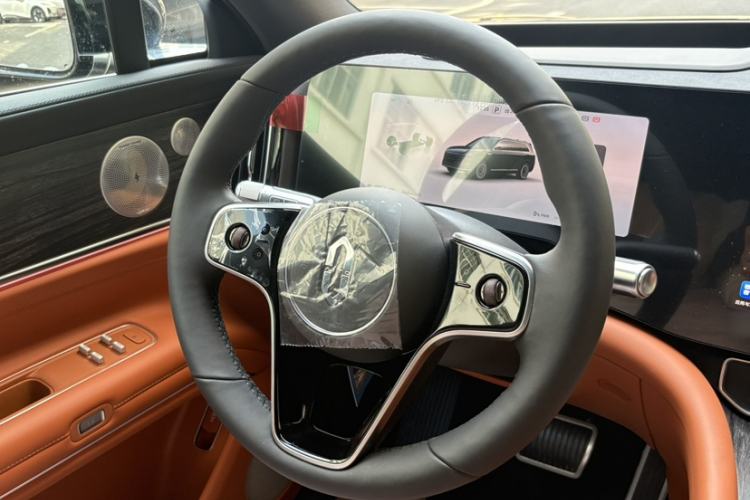 Used Hima AITO M9 2025 All-Electric Ultra Version 100 kWh 5-Seater Model