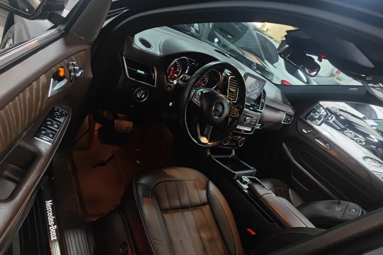 Used Mercedes-Benz GLE 2017 GLE 320 4MATIC Dynamic Model
