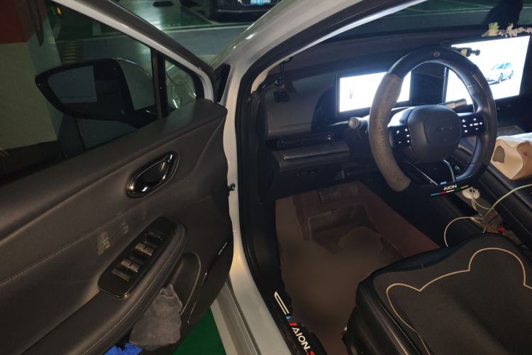 Used AION S MAX 2025 70 Star Edition 53.7 kWh
