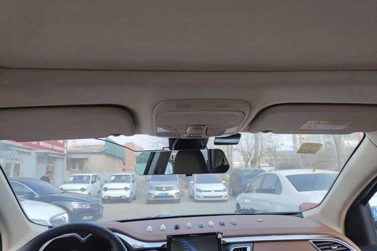 Used Soueast DX7 2017 1.5T Automatic Glory Edition
