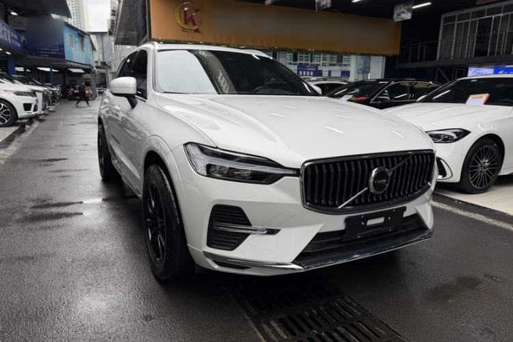 Used Volvo XC60 2022 B5 4x4 Smart Luxury Edition
