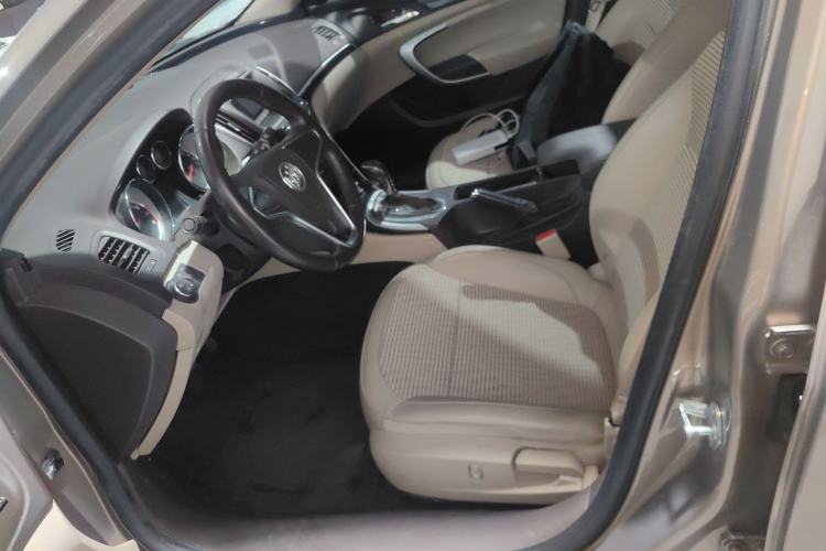 Used Buick Regal 2014 2.0L Leading Fashion Edition