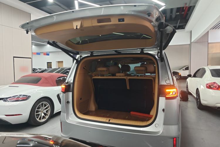 Used VOYAH Dream 2022 Low-Carbon Edition Dream+ Smart Enjoyment Package
