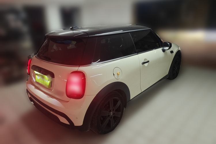 Used MINI MINI 2022 1.5T COOPER Artist
