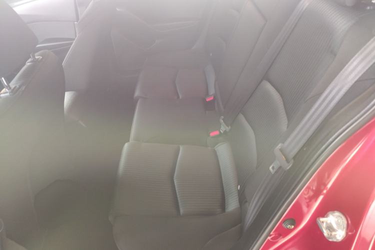 Used Mazda Mazda 3 Axela 2014 Sedan 1.5L Automatic Luxury Model