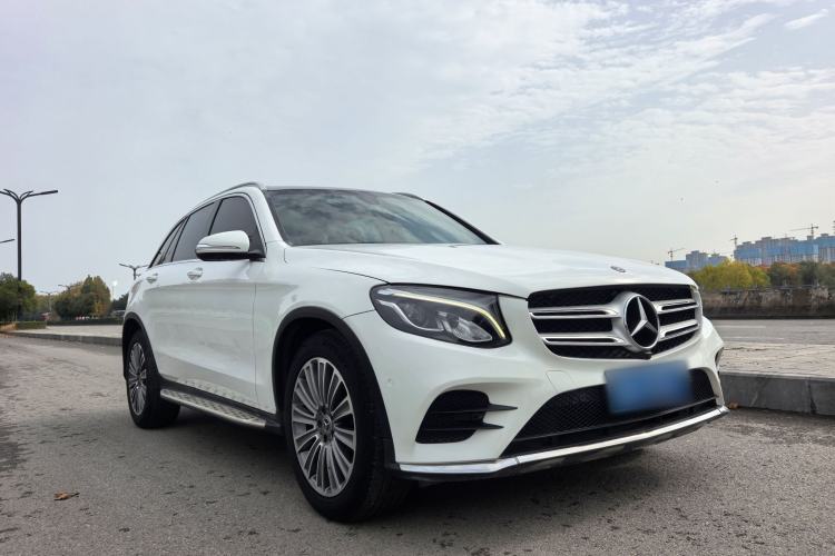 Used Mercedes-Benz GLC 2017 GLC 260 4MATIC Luxury Model
