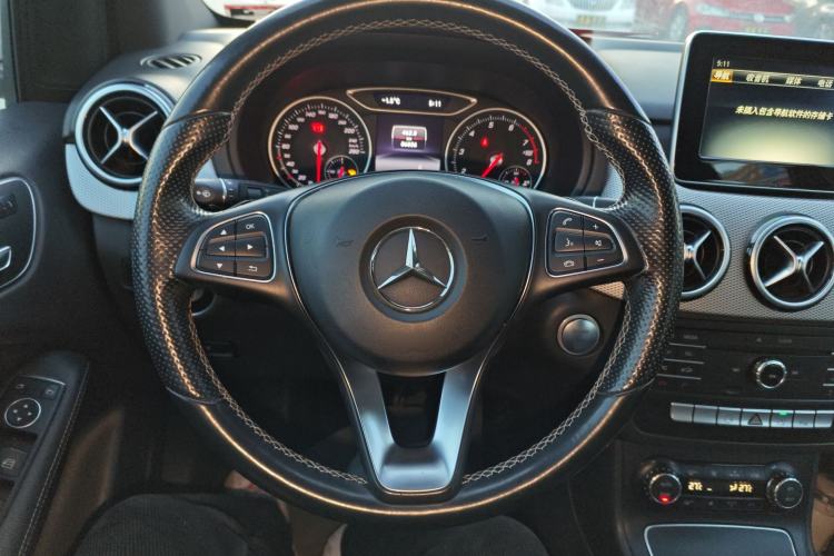 Used Mercedes-Benz B-Class 2015 B 200 Fashion Model
