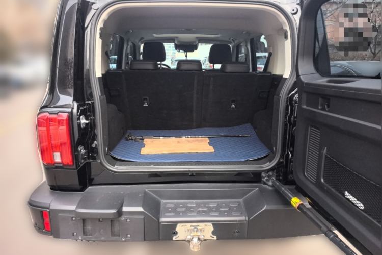 Used Tank 300 2021 City Edition 2.0T—Truly Stylish
