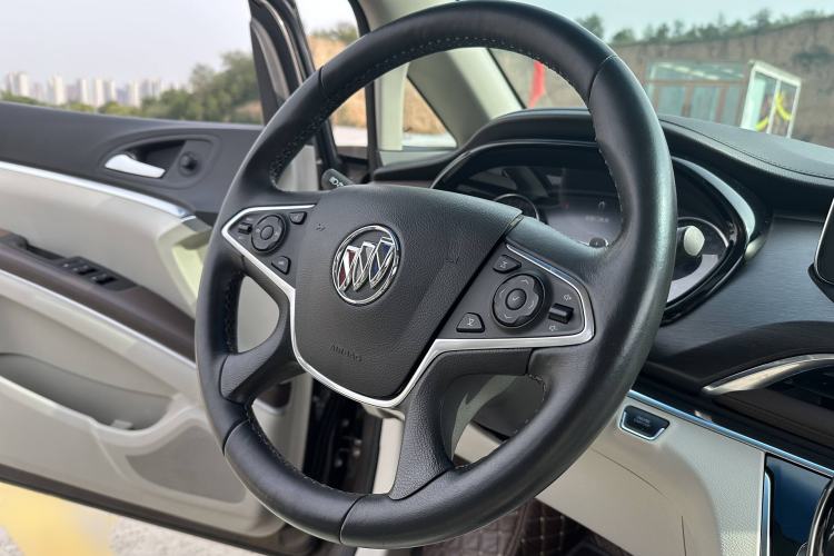 Used Buick GL8 2022 Land Business Class 652T Luxury Model
