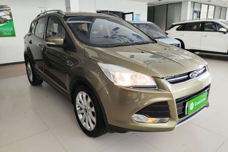 Used Ford Kuga 2015 1.5L GTDi Two-Wheel-Drive Comfort Model
