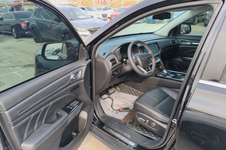 Used GAC Trumpchi GS8 2021 390T Two-Wheel-Drive Dark Knight Edition