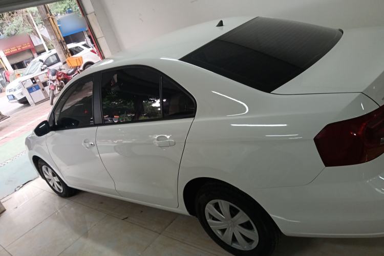 Used Volkswagen Jetta 2017 1.4L Manual Fashion Edition
