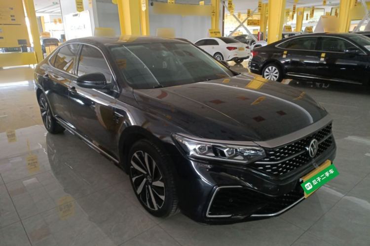 Used Volkswagen Passat 2022 330TSI Starry Luxury Edition
