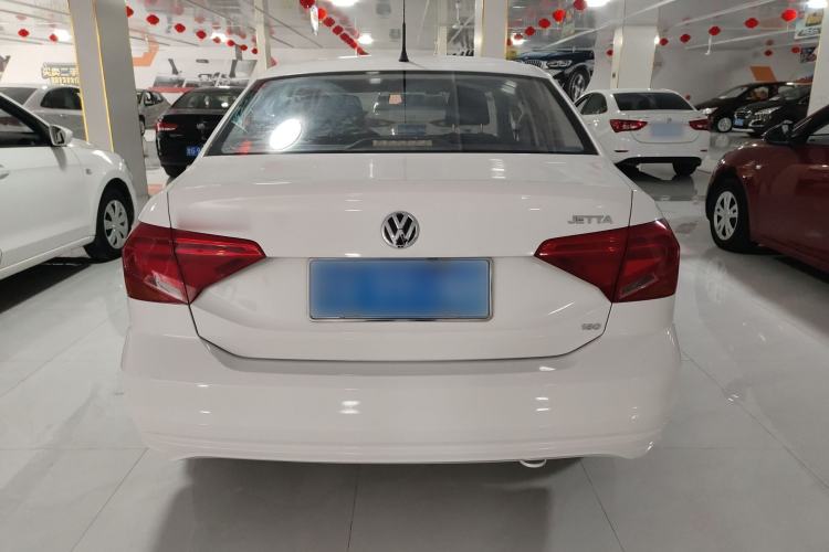 Used Volkswagen Jetta 2017 1.5L Manual Fashion Edition