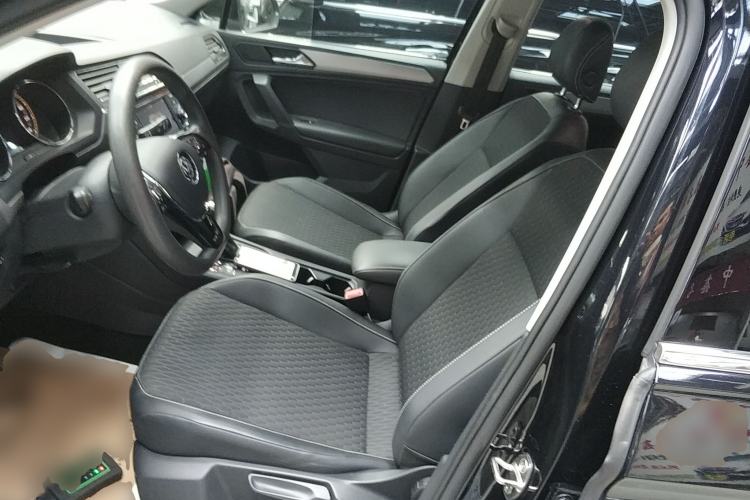 Used Volkswagen Tiguan L 2019 330TSI Automatic Two-Wheel Drive Luxury Edition China VI Standard
