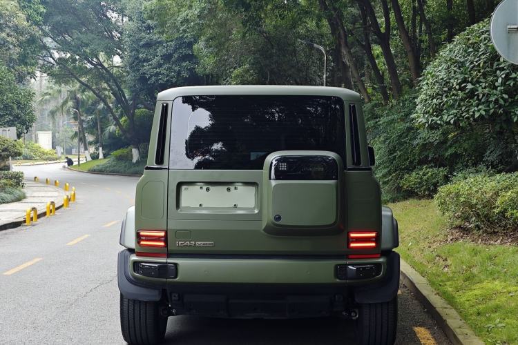 Used  V23 2025 501 Four-Wheel Drive Intelligent Driving Version
