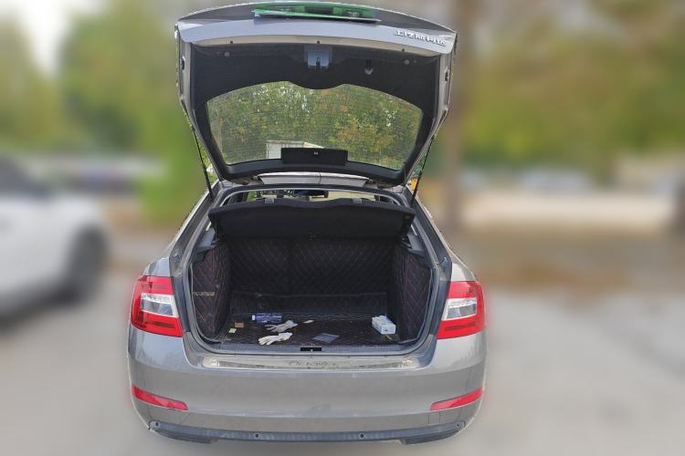 Used Skoda Octavia 2017 1.6L Automatic Chuanxing Edition