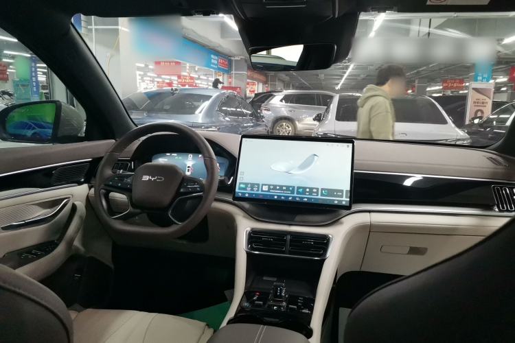 Used BYD Song PLUS New Energy 2025 EV Intelligent Driving Version 520km Premium Model
