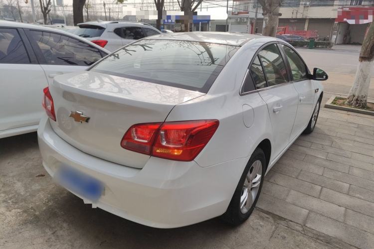Used Chevrolet Cruze 2015 1.5L Classic SE MT