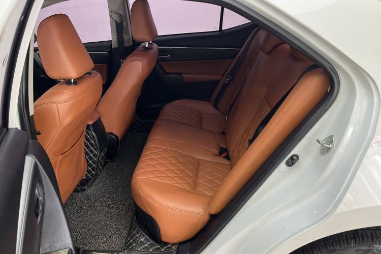 Used Toyota Levin 2016 Dual-Engine 1.8H GS E-CVT Elite Model with Sunroof
