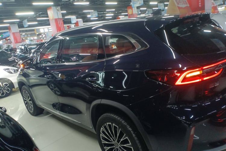 Used  Lingyun 2025 300T Two-Wheel Drive Starry Edition
