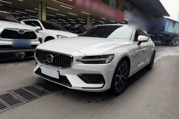 Used Volvo S60 2020 T4 Zhiyi Luxury Edition