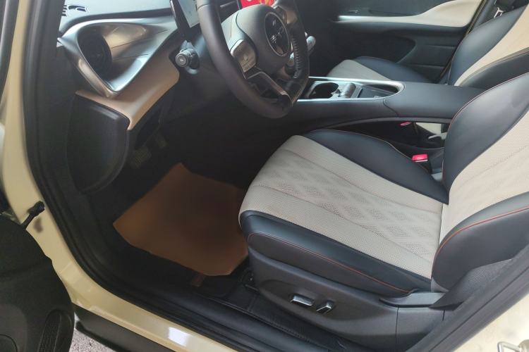 Used BYD Dolphin 2023 420 km Fashion Edition
