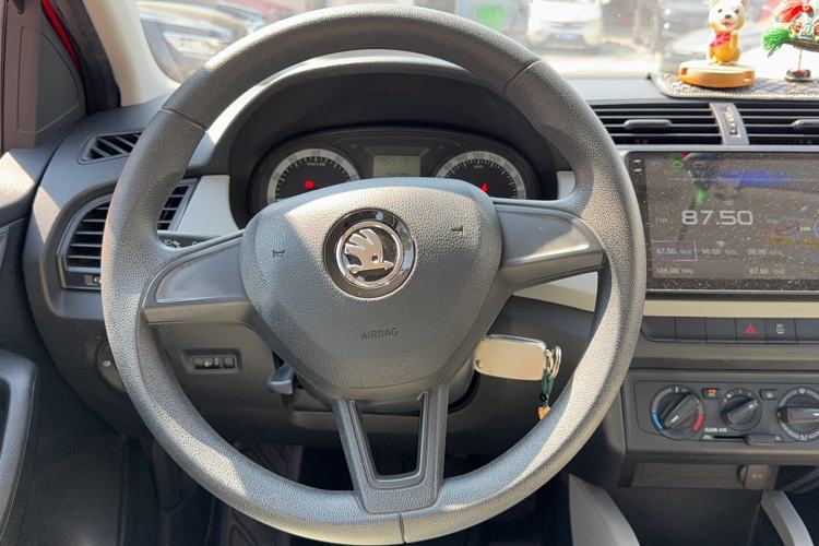 Used Skoda Fabia 2017 1.4L Automatic Car Enjoy Edition
