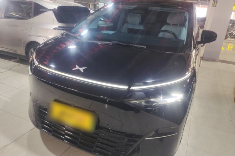 Used XPeng X9 2024 702 Ultra-Long Range Pro