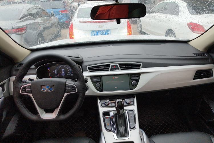 Used Geely Auto Emgrand X7 Sport 2018 1.8TD Automatic Two-Wheel Drive Smart Connect 4G Internet Edition
