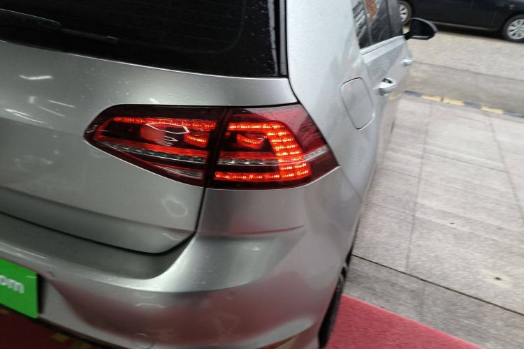 Used Volkswagen Golf 2016 1.4TSI Automatic R-Line