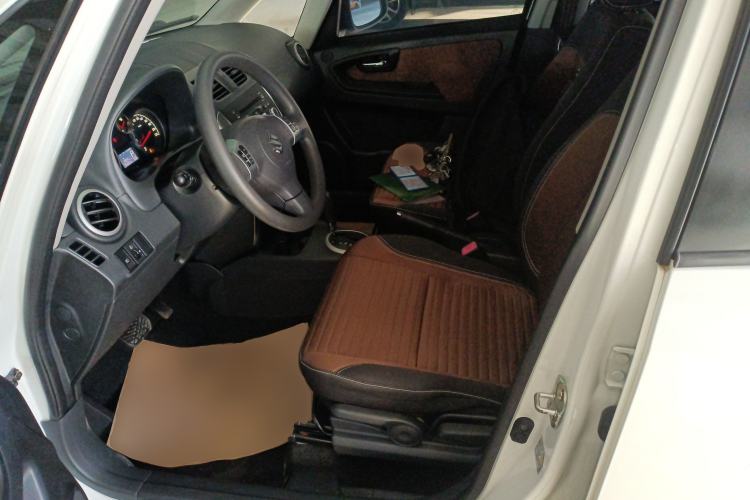 Used Suzuki SX4 2013 1.6L Automatic CoolRide Model
