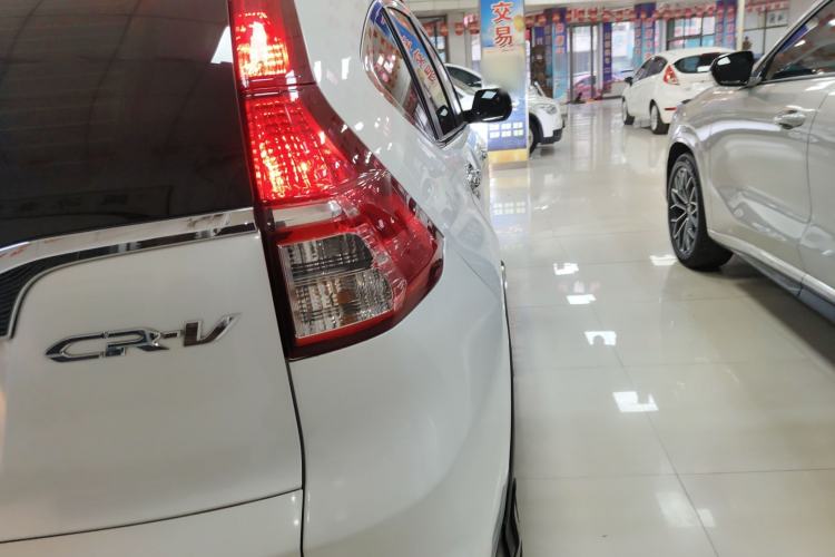 Used Honda CR-V 2016 2.0L two-wheel drive Urban Edition