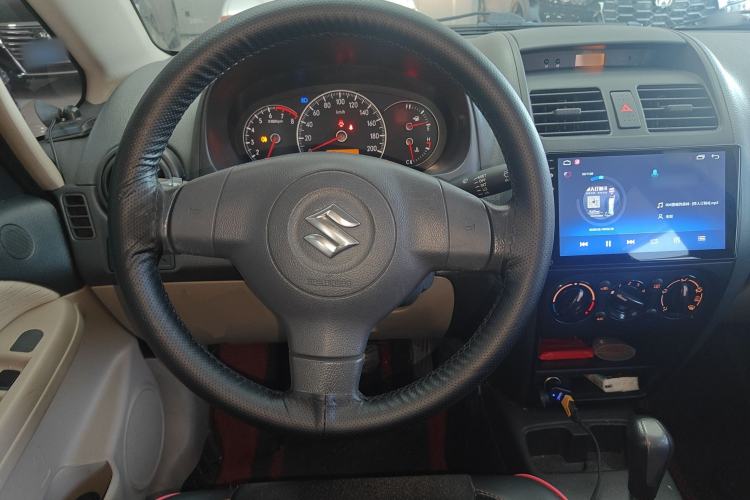 Used Suzuki SX4 S-Cross 2012 1.6L Automatic Practical Upgrade Edition