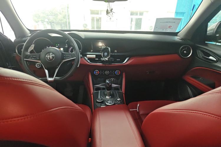 Used Alfa Romeo Stelvio 2017 2.0T 280HP Luxury Edition